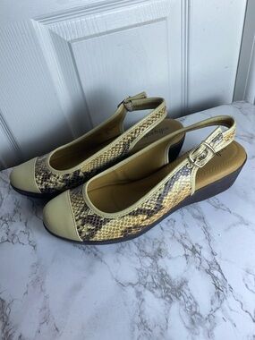 Softspots Yellow Snake-Print Slingback Wedges